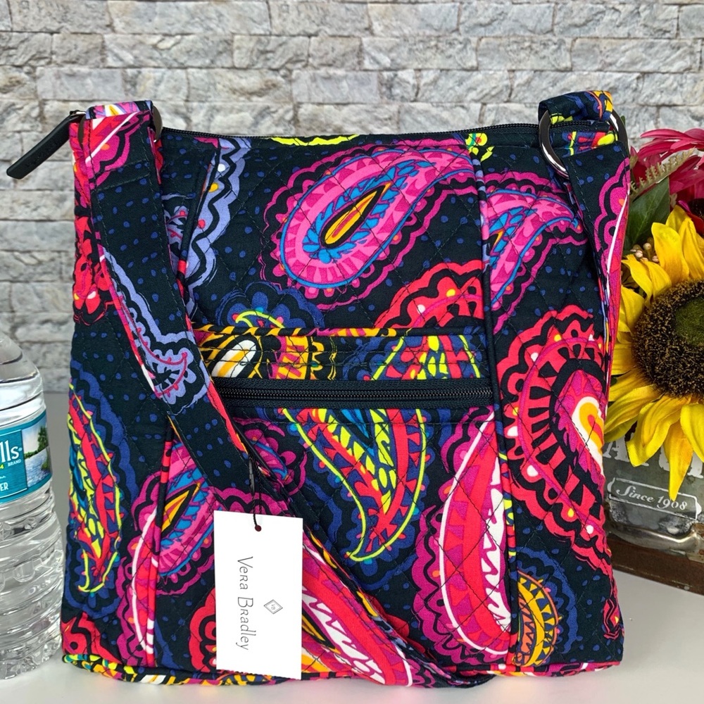 SOLD 🆕 Vera Bradley Hipster Crossbody Bag 💝